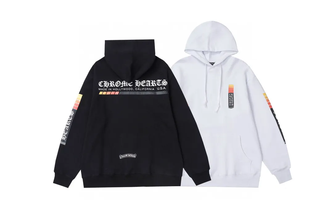 M11—P210 -Chrome Hearts/Chrome Hearts printed sweatshirt cardigan jacket -420 grams of high-density, high-quality wool, soft, delicate and skin-friendly, soft and silky to the touch, warm and skin-friendly -The hardware zipper accessories are all customized and full of details -Colour: black white -Size: S M L XL